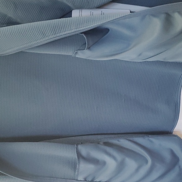 A Core women's sports jacket, Blue,Large - Picture 5 of 6